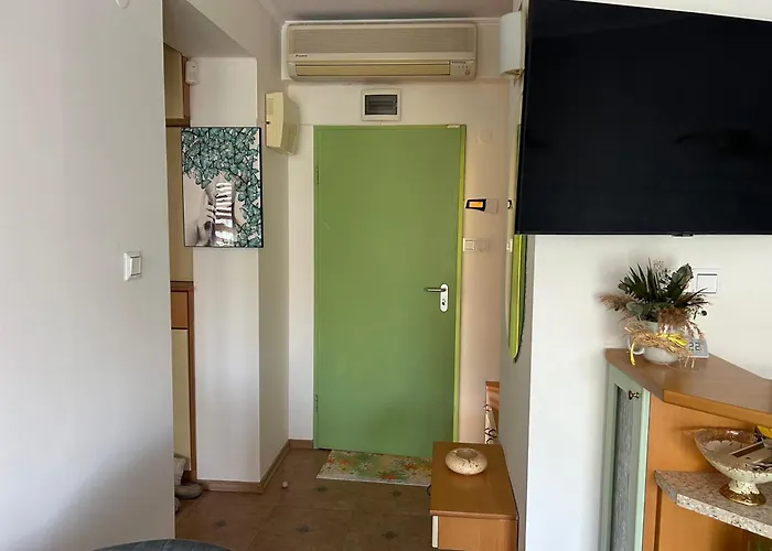 Nesebar City Apartment * Несебър