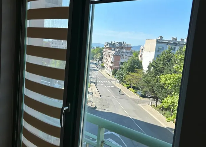 Nesebar City Apartment Апартамент *