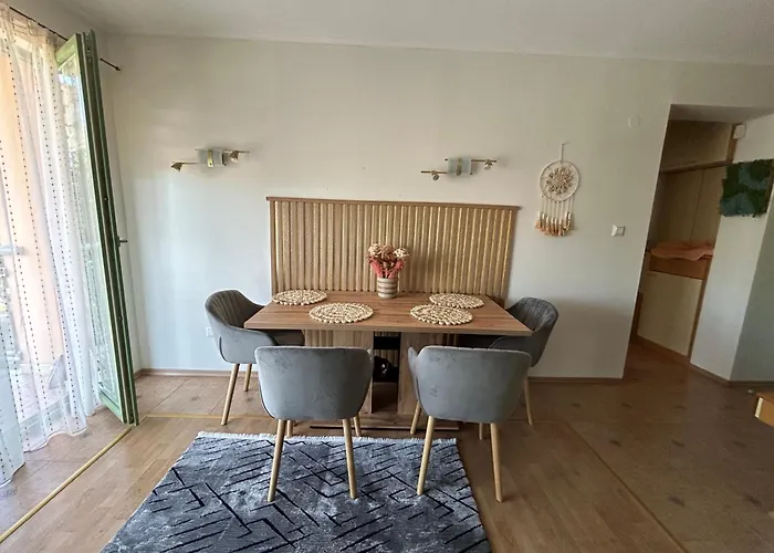 Nesebar City Apartment Апартамент